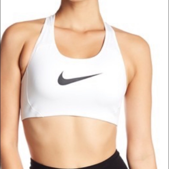 nike victory shape bra